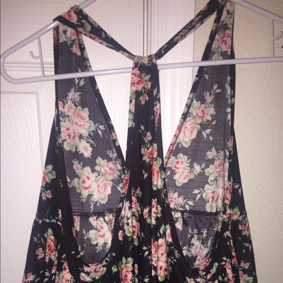 Rosie Racerback - Picture 2 of 3